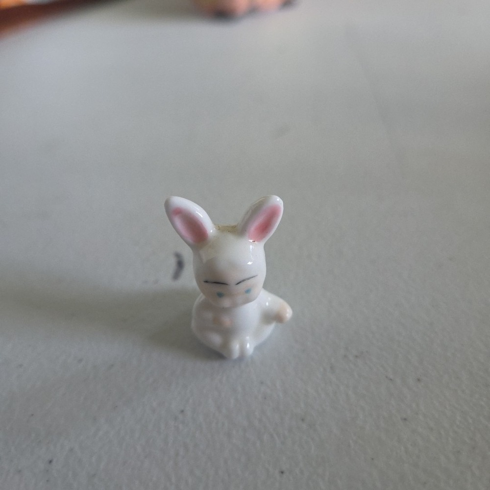 Vintage Bug House Porcelain Miniature Bunny Rabbit Animal Child Kid Figurine